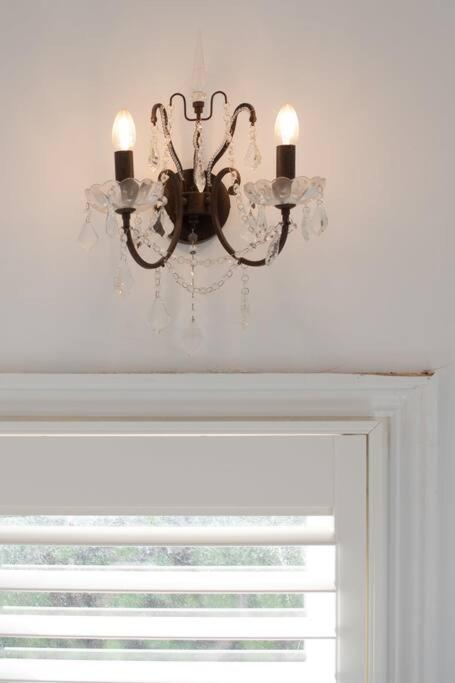 Historic Beauty In The Cbd! Parking And Wifi Appartement Launceston Buitenkant foto